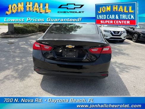 Used 2018 Chevrolet Malibu LT FWD image 10