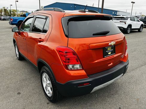 Used 2015 Chevrolet Trax LT w/ LT Sun and Sound Package image 6