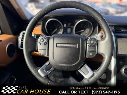 Used 2017 Land Rover Discovery HSE Luxury image 32