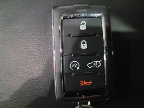 Used 2022 Jeep Grand Cherokee Limited 4xe image 32