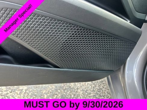 Used 2024 Hyundai Elantra SEL FWD image 14