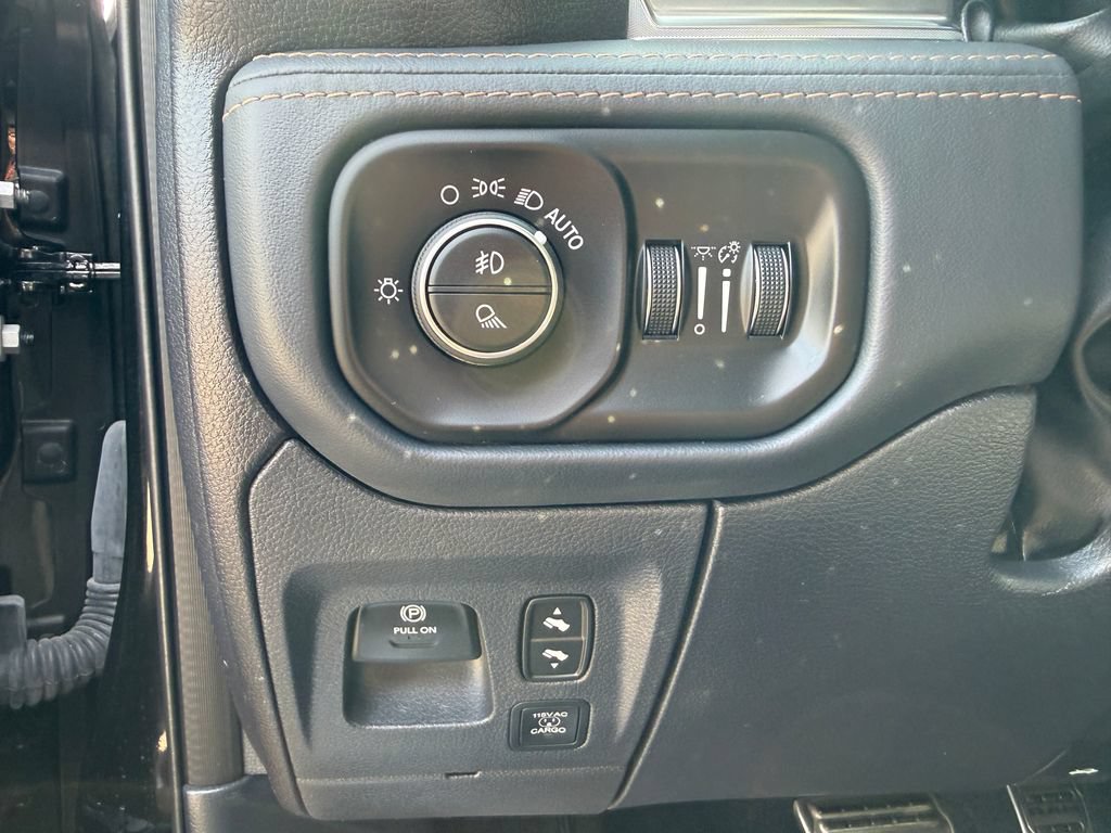 Used 2025 RAM 1500 Tungsten w/ Off Road Group AWD/4WD image 20