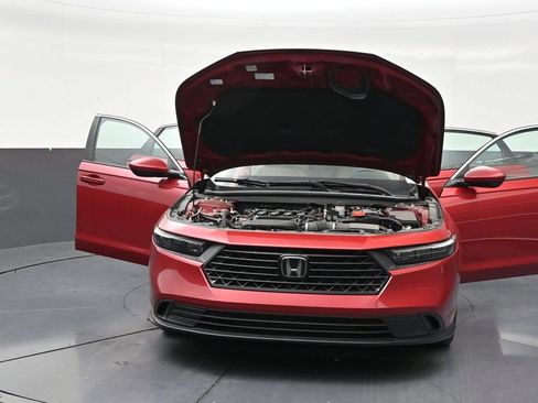 Used 2023 Honda Accord LX image 25
