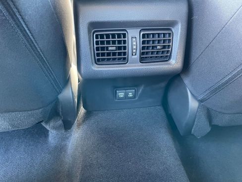 Used 2025 Toyota Camry LE image 23