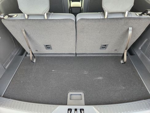 New 2026 Ford Explorer Active RWD image 24
