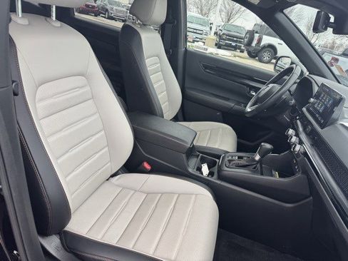 Used 2025 Honda CR-V Sport Touring image 38