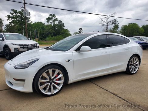 Used 2018 Tesla Model 3 image 1