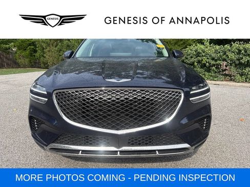 Used 2024 Genesis GV70 2.5T w/ Select Package AWD/4WD image 2