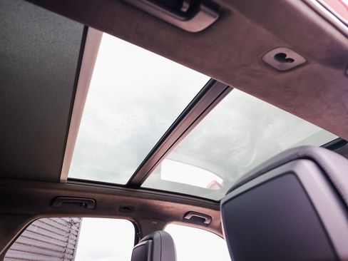 New 2025 Porsche Cayenne GTS image 29