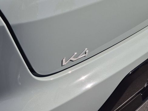 Used 2025 Kia K4 GT-Line w/ GT-Line Sunroof Package FWD image 10