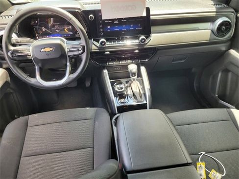 Used 2024 Chevrolet Colorado LT w/ LT Convenience Package image 15