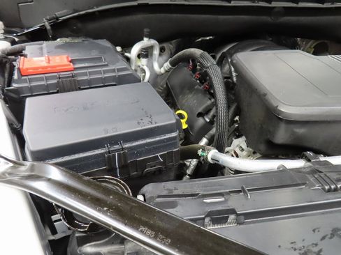 Used 2023 GMC Yukon Denali image 31