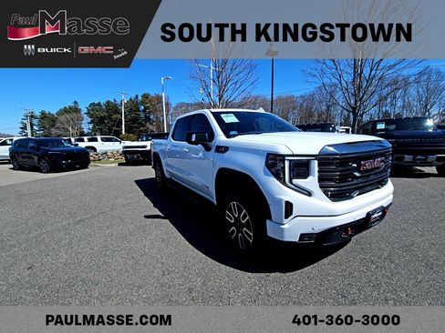 Used 2023 GMC Sierra 1500 AT4 w/ Technology Package image 8