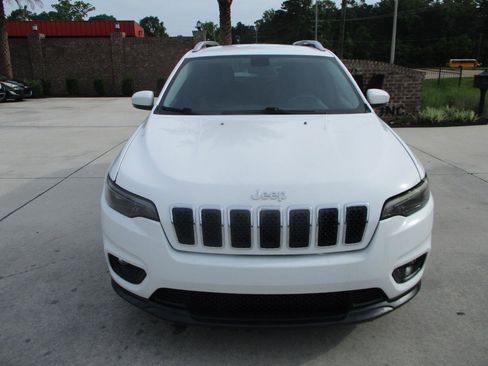 Used 2020 Jeep Cherokee Latitude Plus FWD image 28
