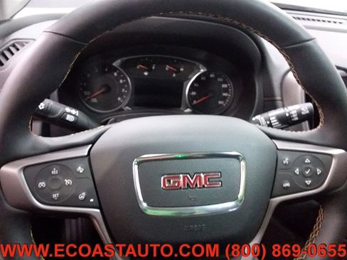 Used 2024 GMC Terrain AT4 image 10