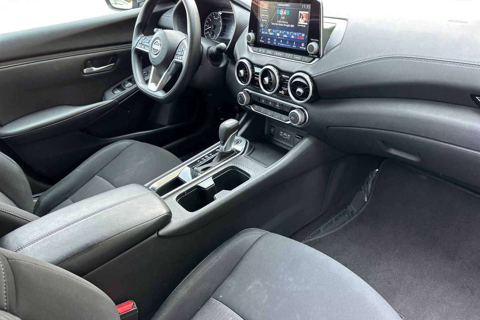 Used 2025 Nissan Sentra SV FWD image 16