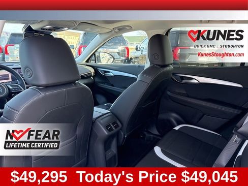 New 2026 Buick Envision Sport Touring image 39