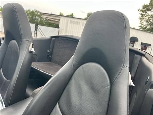 Used 2006 Porsche 911 Carrera RWD image 21