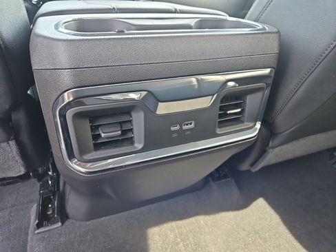 Used 2024 GMC Sierra 1500 Elevation w/ Elevation Premium Package AWD/4WD image 23
