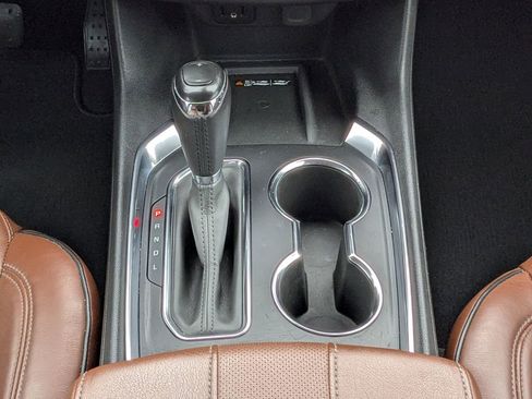 Used 2018 Chevrolet Traverse High Country image 22