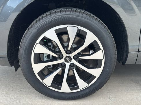 New 2026 Audi Q3 quattro 2.0T AWD/4WD image 26