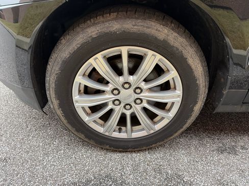 Used 2012 Cadillac SRX Premium image 35