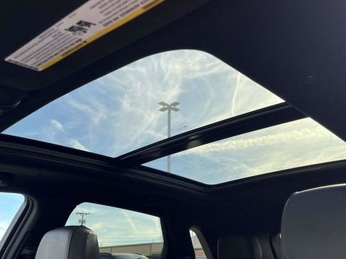 Used 2023 Cadillac XT5 Premium Luxury image 14