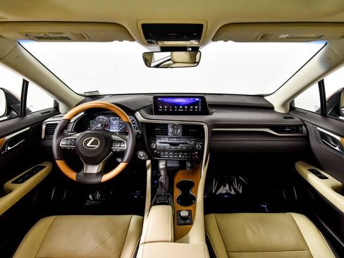 Used 2017 Lexus RX 350 FWD w/ Premium Package image 3