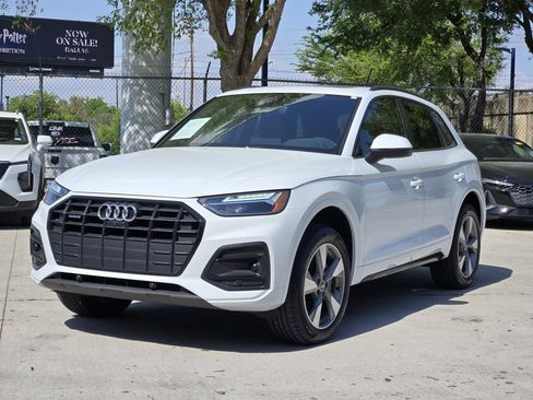 Certified 2025 Audi Q5 2.0T Premium Plus image 6