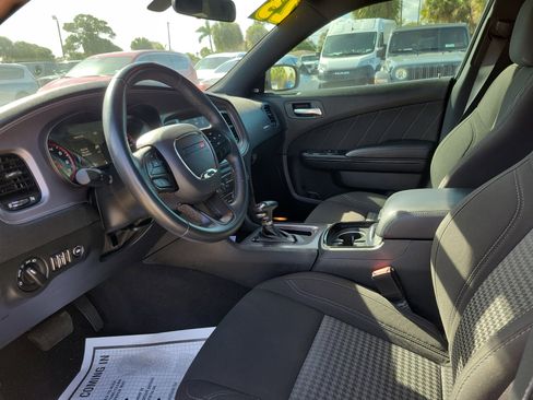 Used 2023 Dodge Charger SXT w/ Blacktop Package image 15