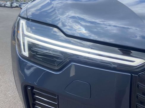 New 2026 Volvo XC90 B6 Ultra w/ Protection Package Premier image 4