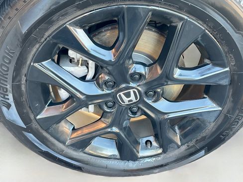 Used 2025 Honda HR-V Sport image 28
