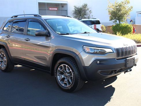 Used 2021 Jeep Cherokee Trailhawk w/ Trailer Tow Group image 11