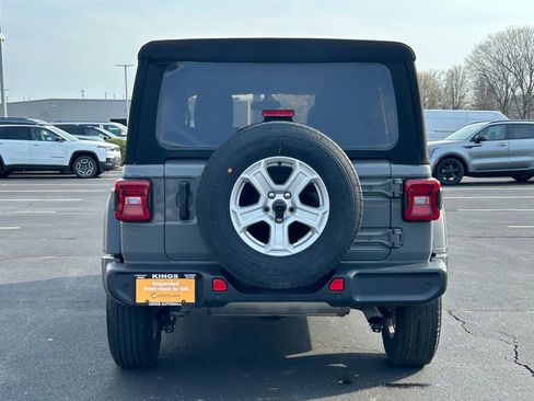 Used 2021 Jeep Wrangler Unlimited Sport image 6
