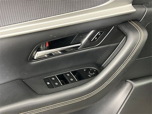 Certified 2025 MAZDA CX-90 3.3 Turbo w/ Preferred Package image 13