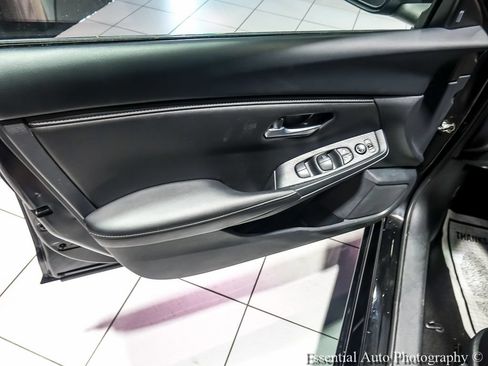 Used 2025 Nissan Sentra SV FWD image 24