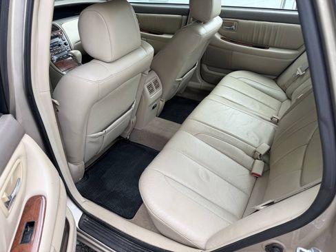 Used 2003 Toyota Avalon XLS FWD image 10