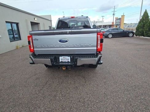 Used 2023 Ford F350 Lariat image 7