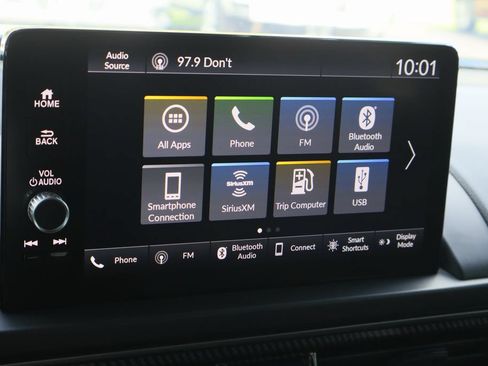 Used 2025 Honda Pilot TrailSport image 15