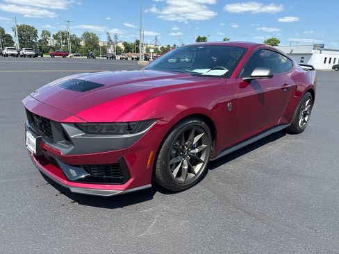 Used 2025 Ford Mustang Dark Horse RWD image 4