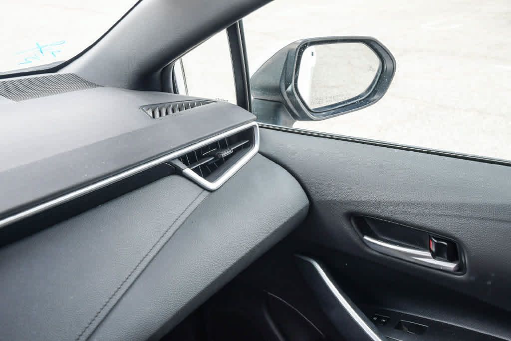 Used 2023 Toyota Corolla SE w/ SE Premium Package FWD image 21