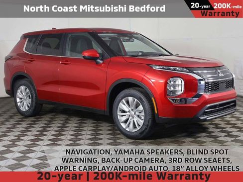 New 2026 Mitsubishi Outlander ES FWD image 1