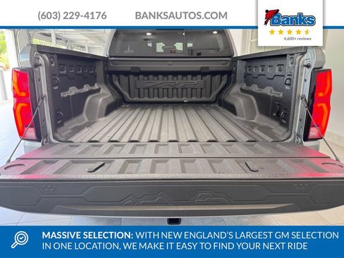 Certified 2024 Chevrolet Colorado ZR2 w/ Safety Package AWD/4WD image 8