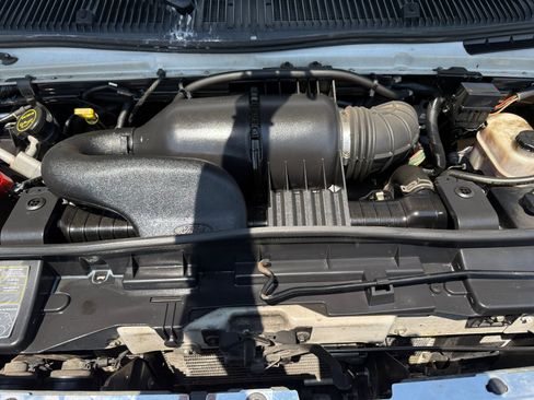Used 2008 Ford E-250 and Econoline 250 Extended RWD image 26