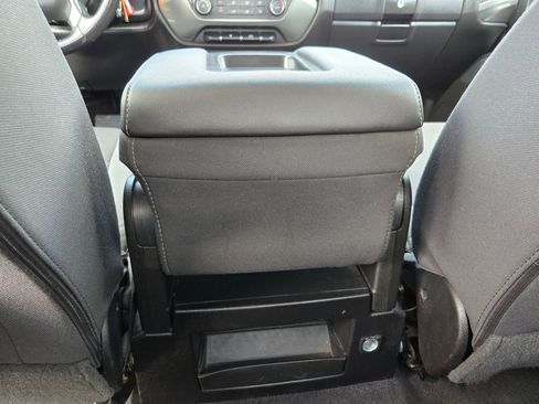 Used 2019 Chevrolet Silverado 1500 LT RWD image 36