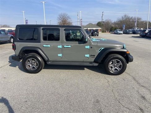 Used 2021 Jeep Wrangler Unlimited Sport image 2