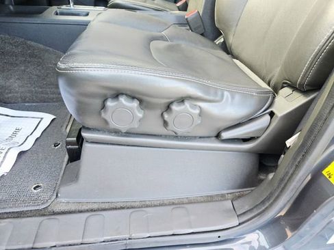 Used 2013 Nissan Xterra PRO-4X w/ Pro-4x Leather Pkg image 16