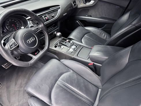 Used 2017 Audi RS 7 Prestige w/ Carbon-Optic Package image 9