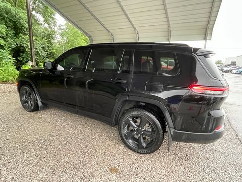 Used 2021 Jeep Grand Cherokee L Laredo AWD/4WD image 4