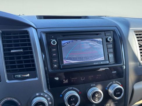 Used 2014 Toyota Sequoia Limited image 33
